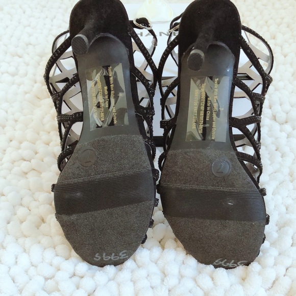 📦SOLD!New women’s geometrical shoes - Picture 5 of 5